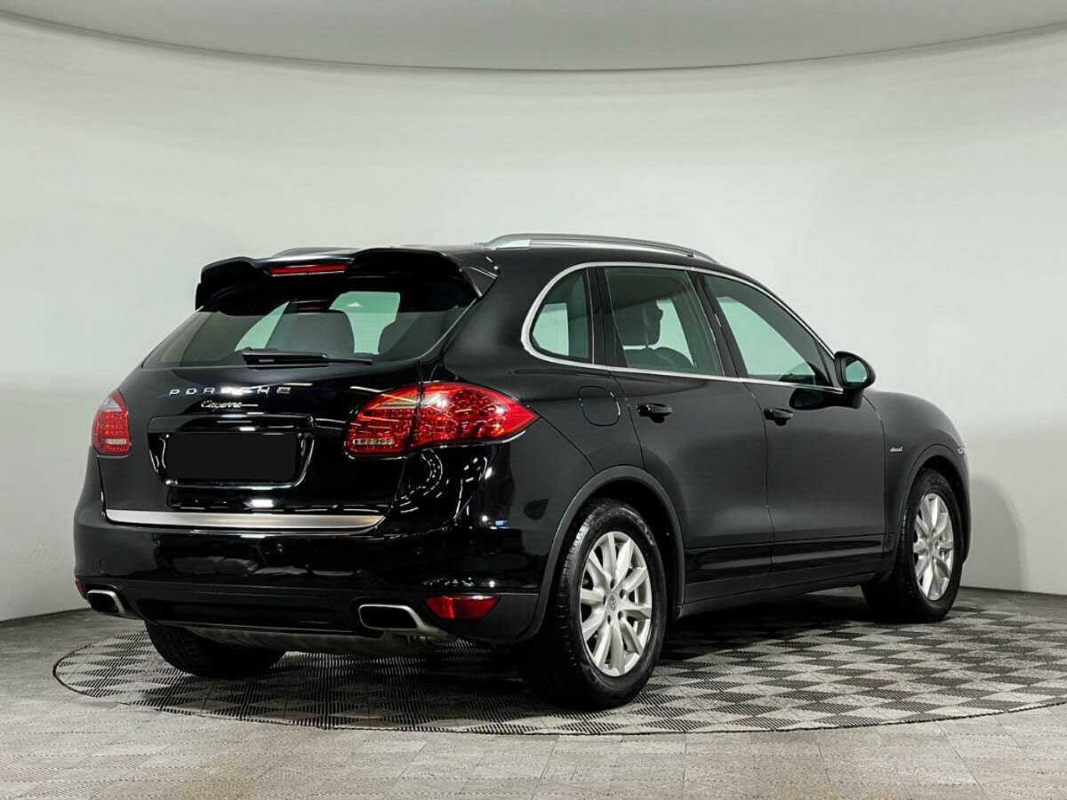 Porsche Cayenne с пробегом — 2012 год. Фото: #4
