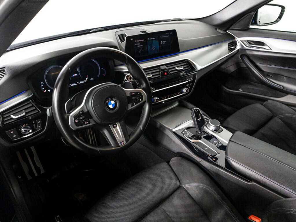 BMW 5 серии с пробегом — 2018 год. Фото: #10