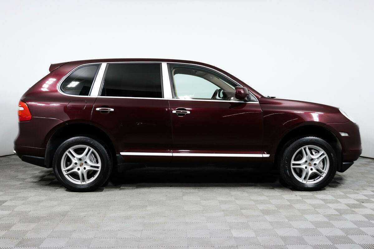 Porsche Cayenne с пробегом — 2008 год. Фото: #3