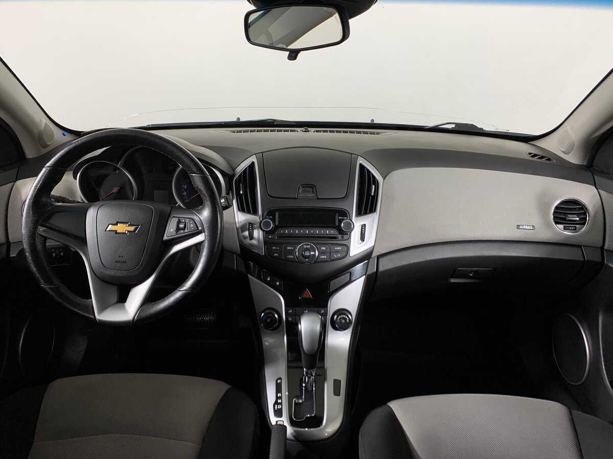Chevrolet Cruze с пробегом — 2013 год. Фото: #12