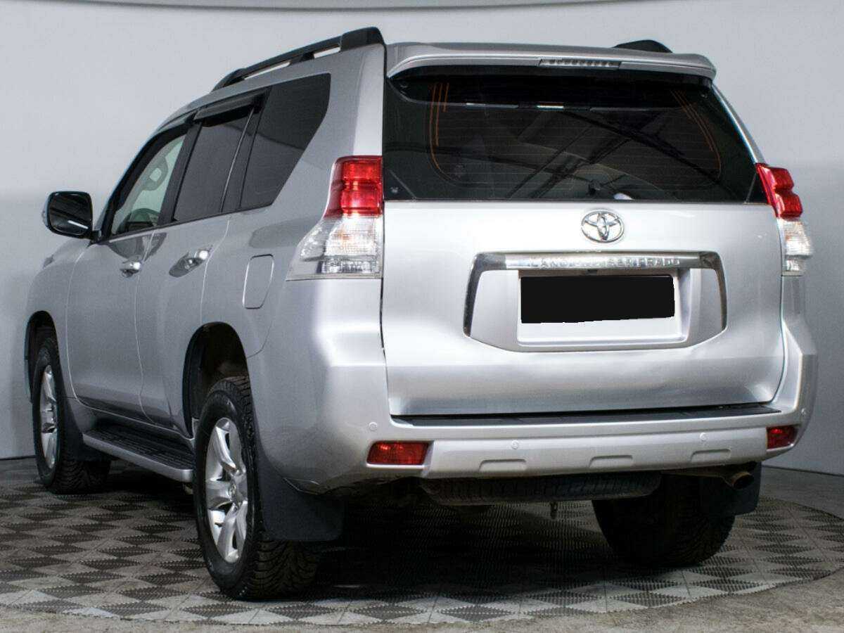 Toyota Land Cruiser Prado с пробегом — 2011 год. Фото: #6