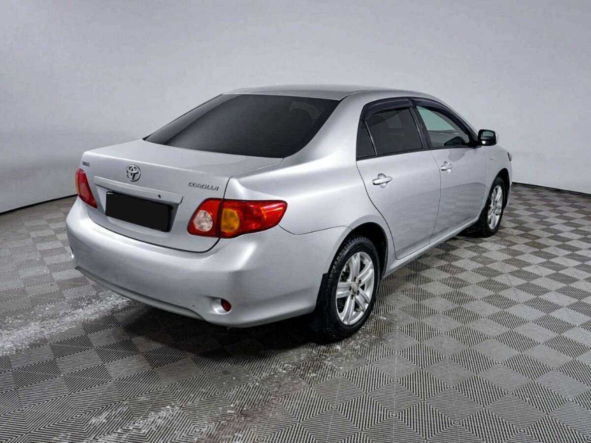 Toyota Corolla с пробегом — 2008 год. Фото: #4