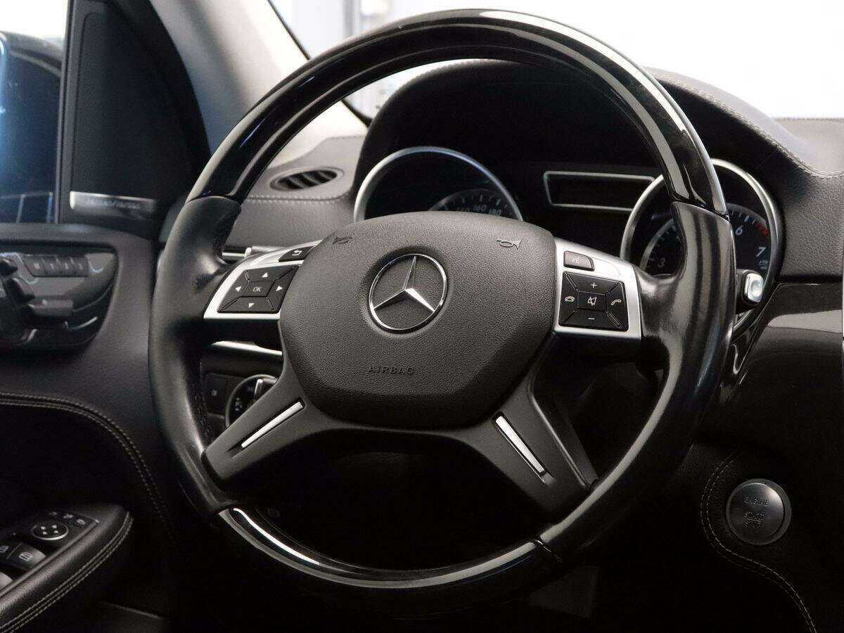 Mercedes-Benz GL-Класс с пробегом — 2014 год. Фото: #13