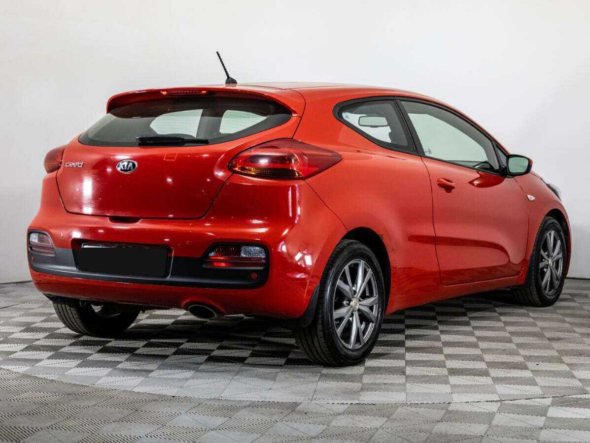 Kia Ceed с пробегом — 2014 год. Фото: #4