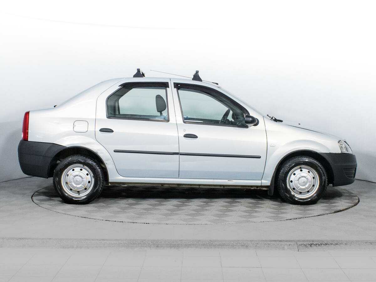 Renault Logan с пробегом — 2009 год. Фото: #3