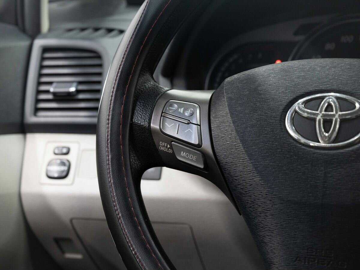 Toyota Venza с пробегом — 2009 год. Фото: #16