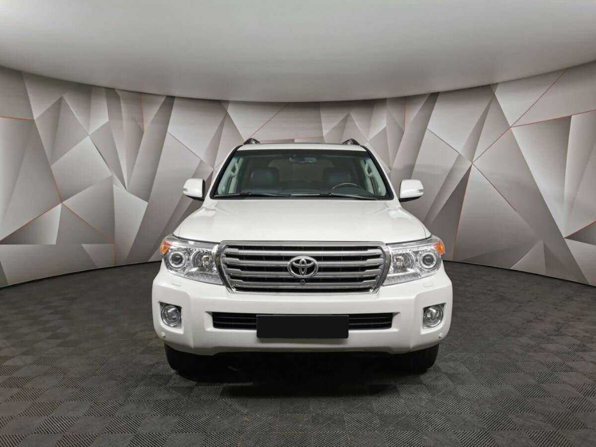 Toyota Land Cruiser с пробегом — 2015 год. Фото: #6