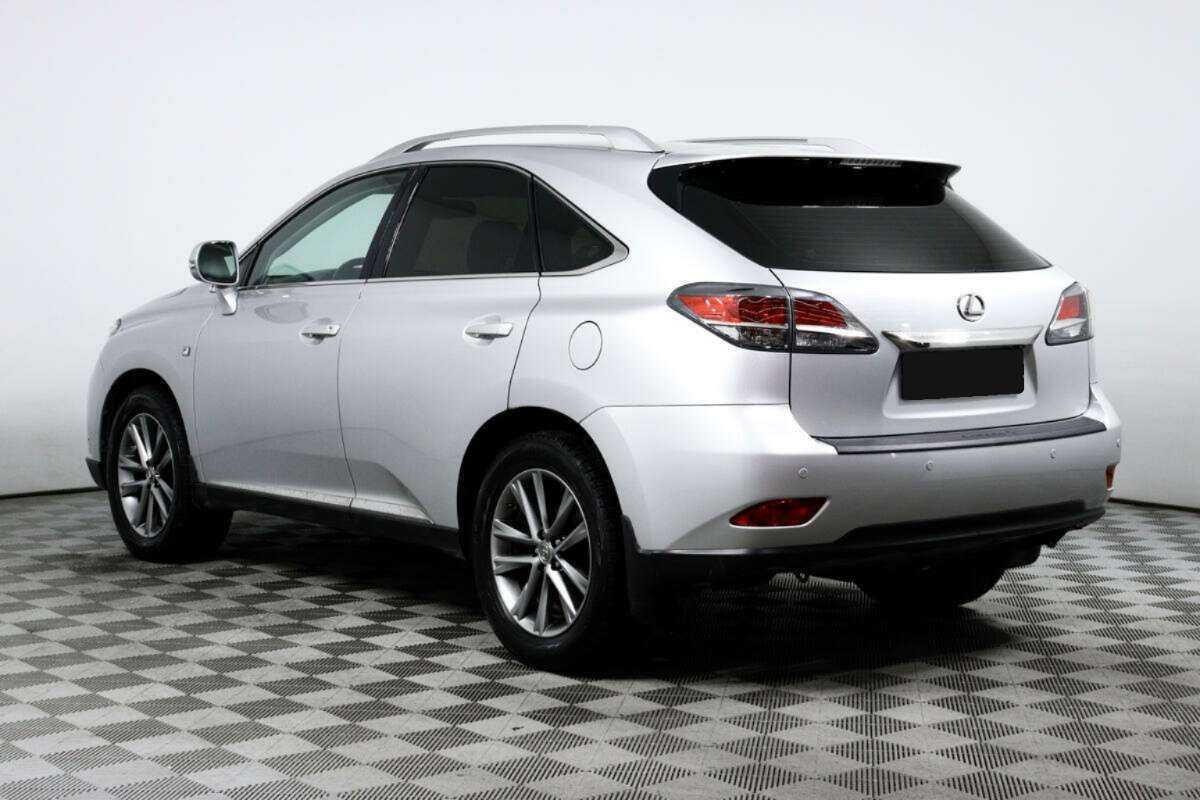 Lexus RX с пробегом — 2011 год. Фото: #6