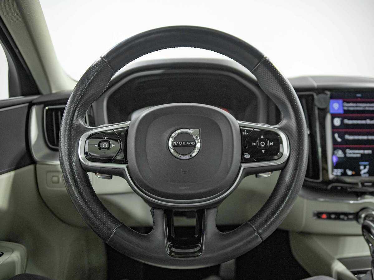 Volvo XC60 с пробегом — 2017 год. Фото: #8