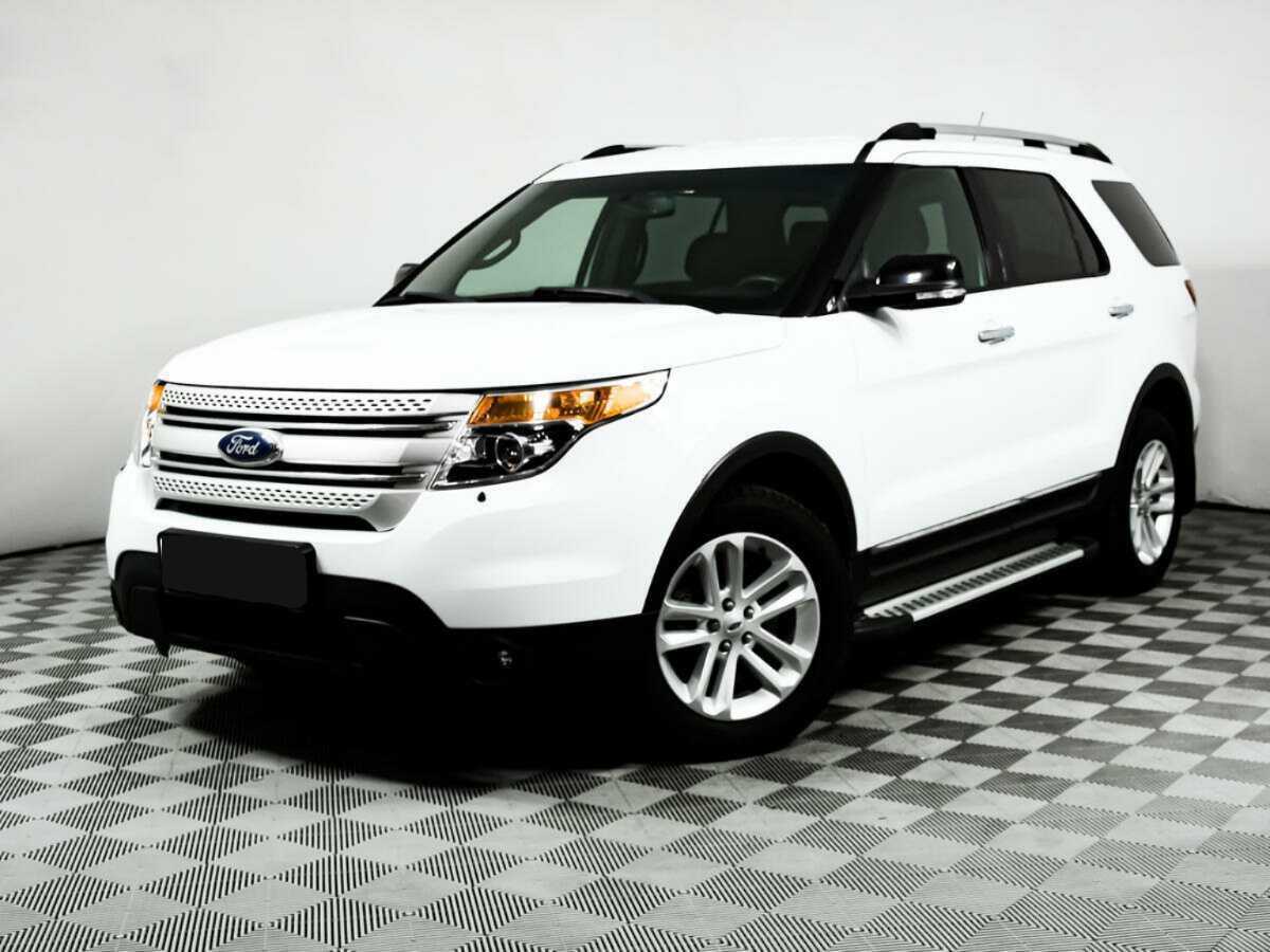 Ford Explorer с пробегом — 2013 год. Фото: #0