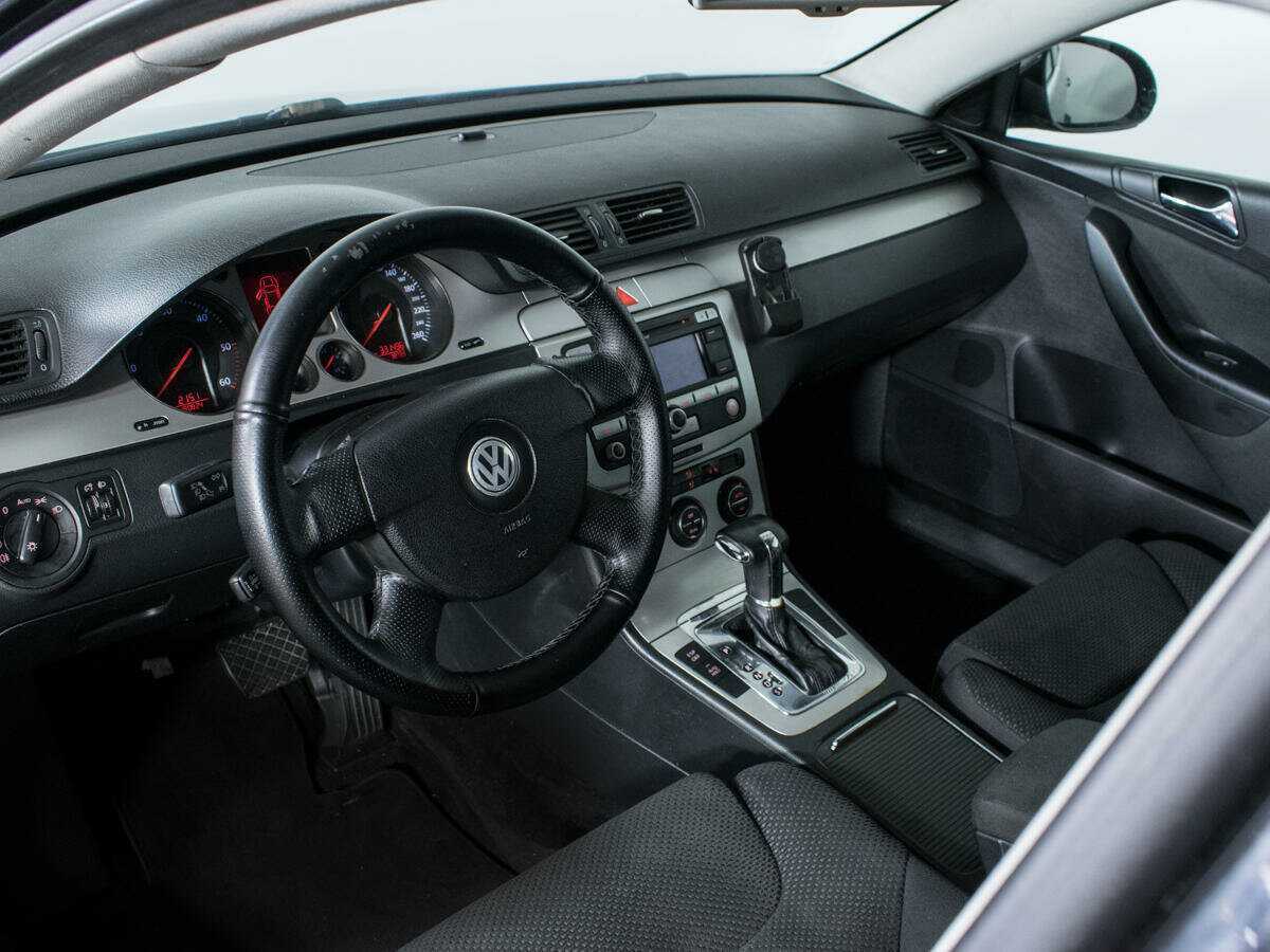 Volkswagen Passat с пробегом — 2008 год. Фото: #12