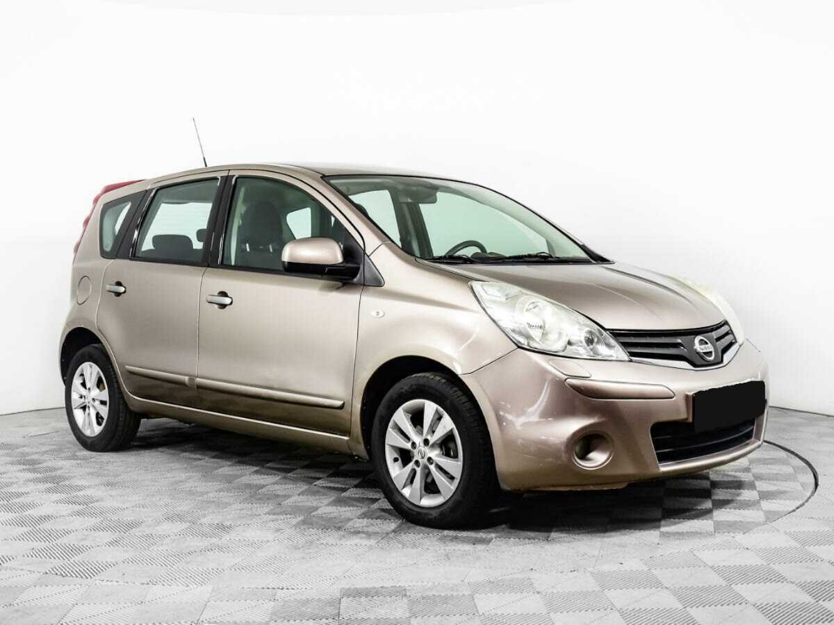 Nissan Note с пробегом — 2011 год. Фото: #2