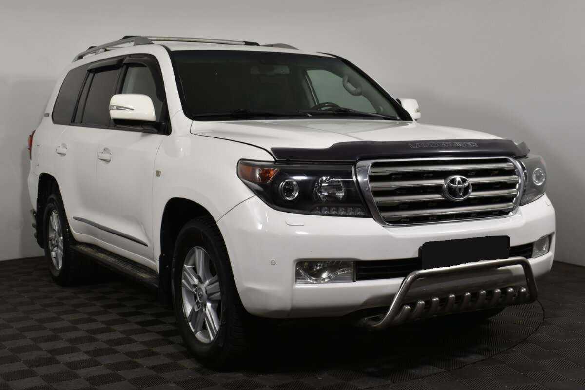 Toyota Land Cruiser с пробегом — 2010 год. Фото: #2