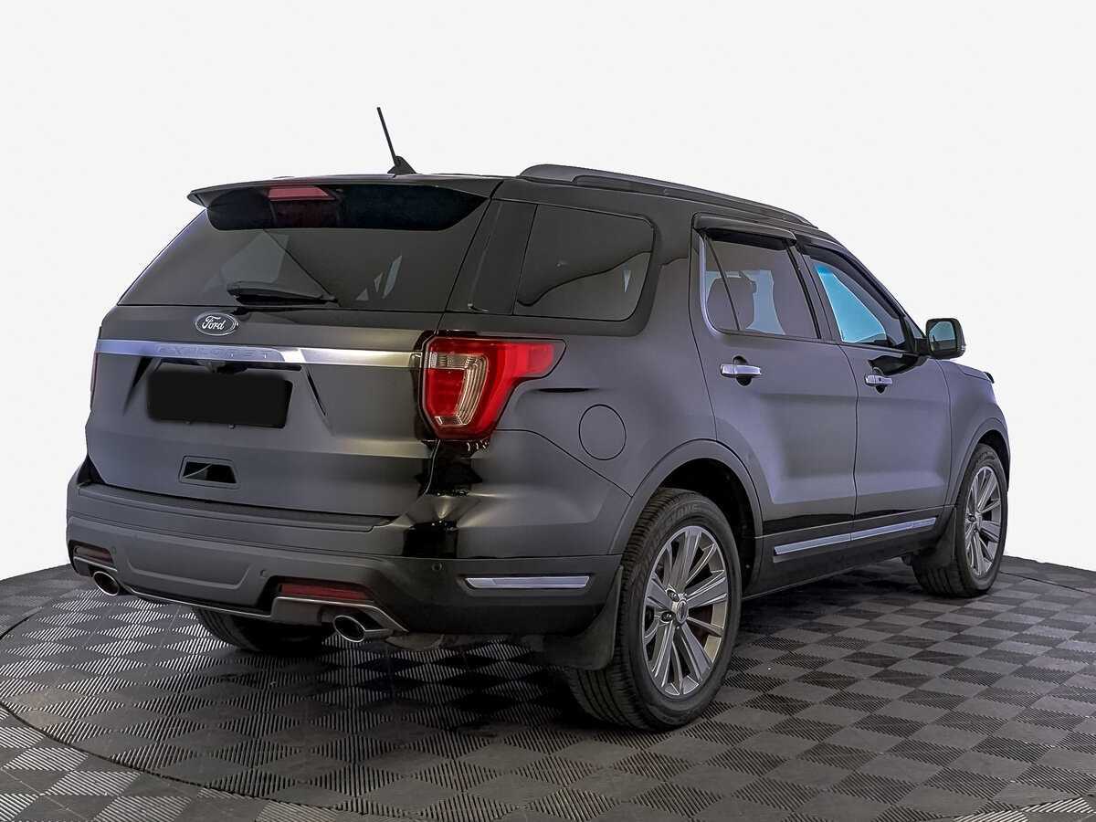 Ford Explorer с пробегом — 2018 год. Фото: #4