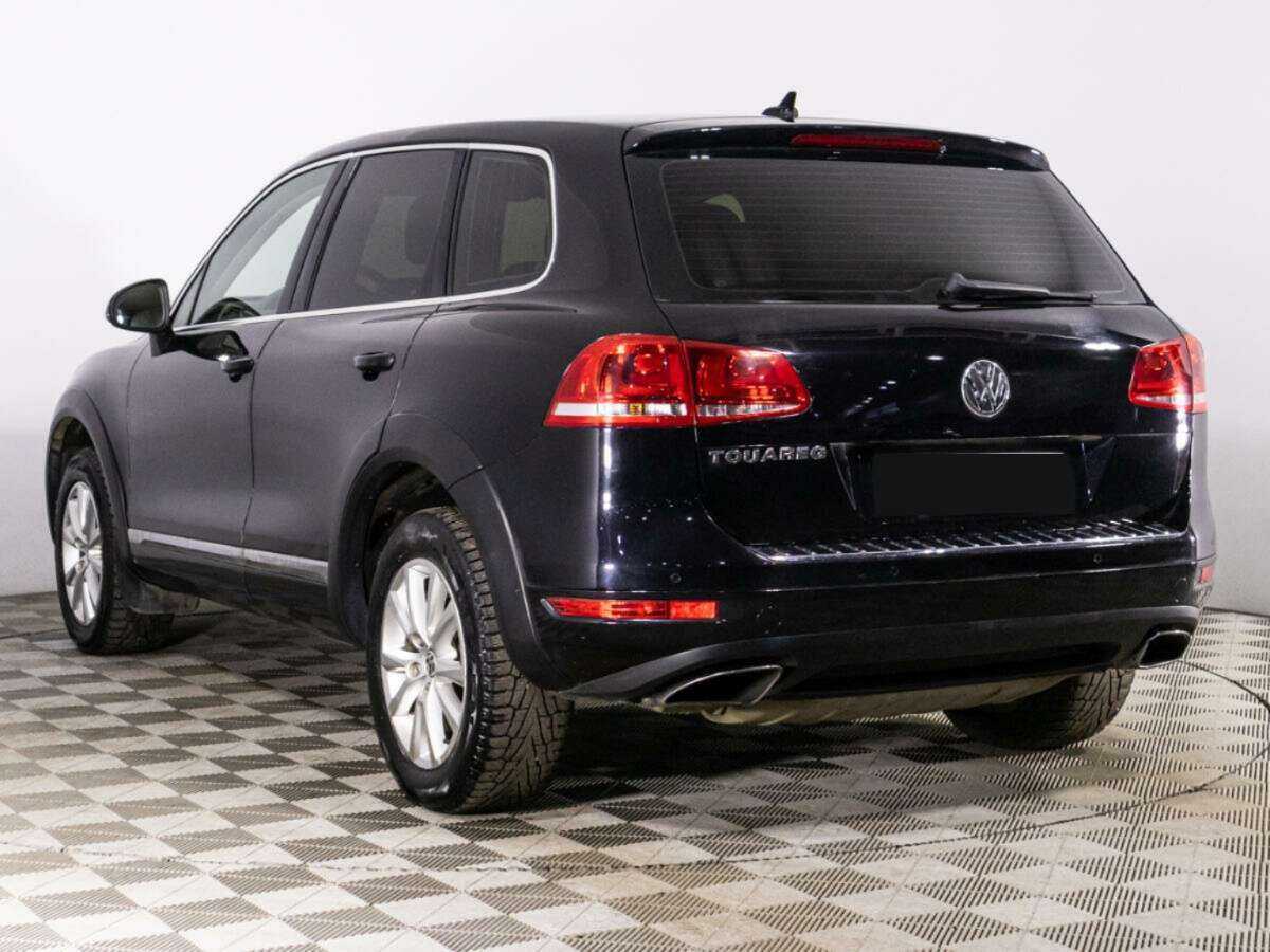 Volkswagen Touareg с пробегом — 2010 год. Фото: #6