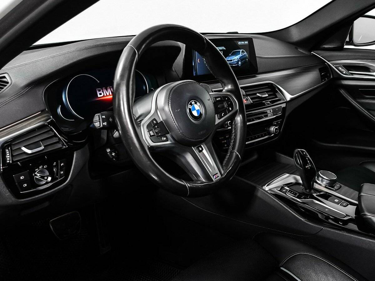 BMW 5 серии с пробегом — 2018 год. Фото: #10