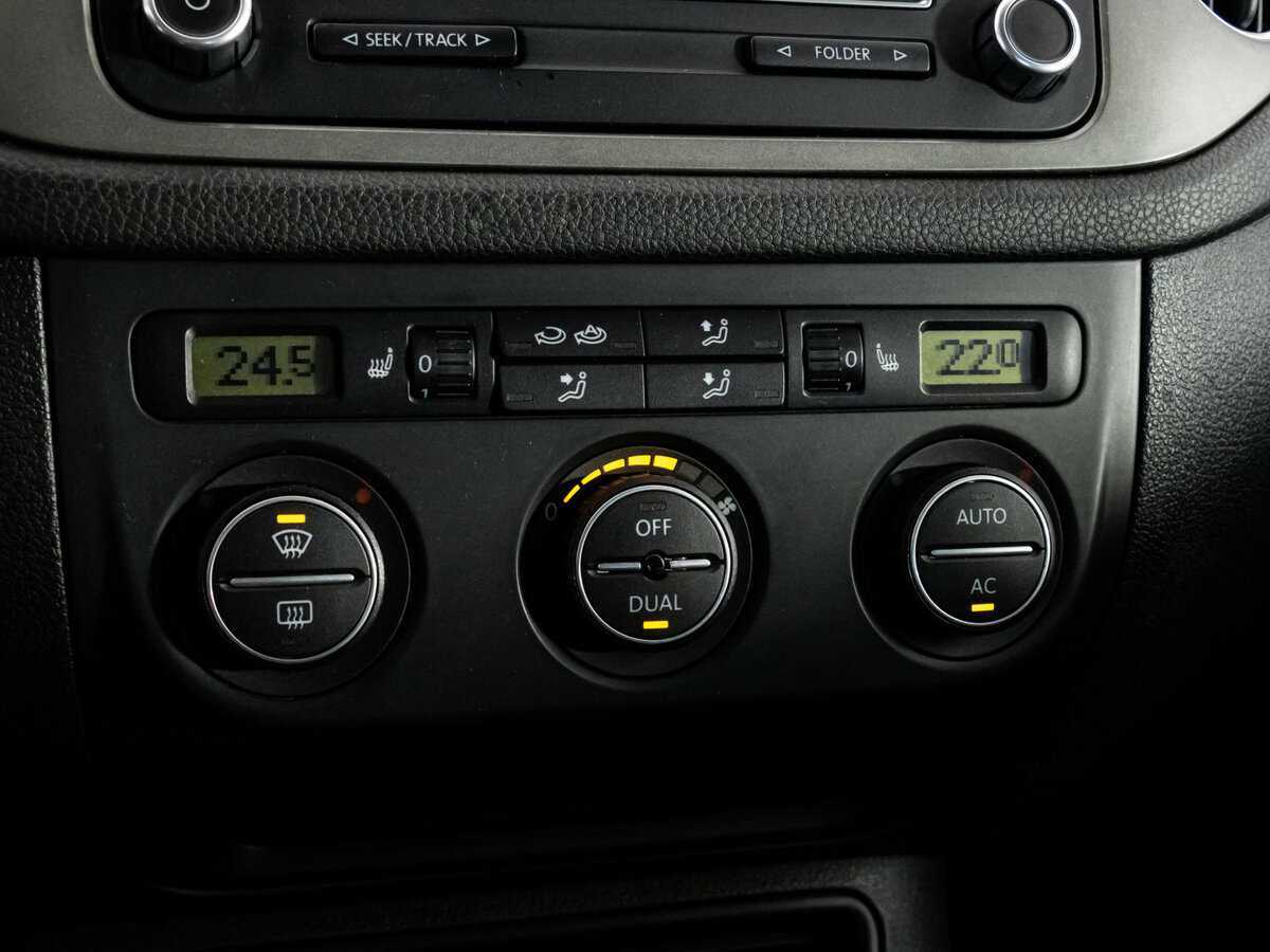 Volkswagen Tiguan с пробегом — 2008 год. Фото: #12