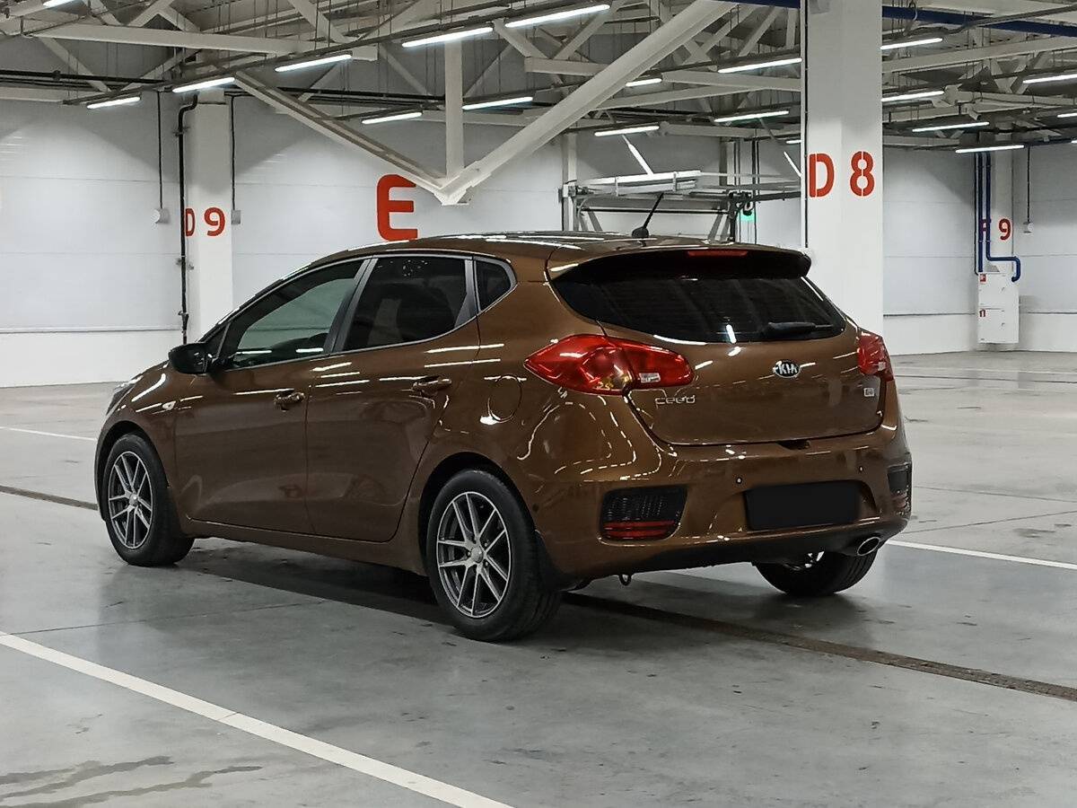 Kia Ceed с пробегом — 2016 год. Фото: #6