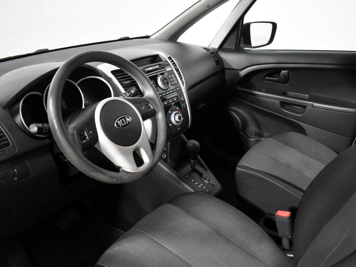 Kia Venga с пробегом — 2014 год. Фото: #8