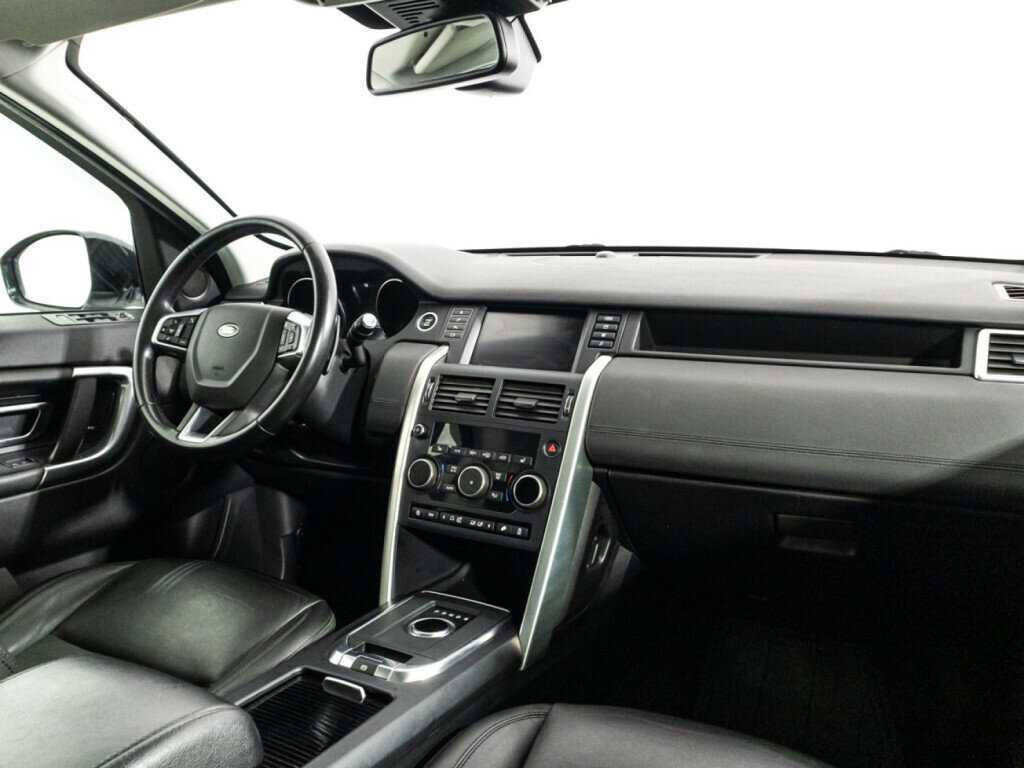 Land Rover Discovery Sport с пробегом — 2019 год. Фото: #8