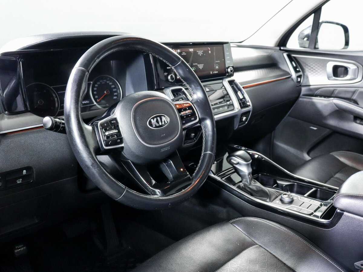 Kia Sorento с пробегом — 2020 год. Фото: #10