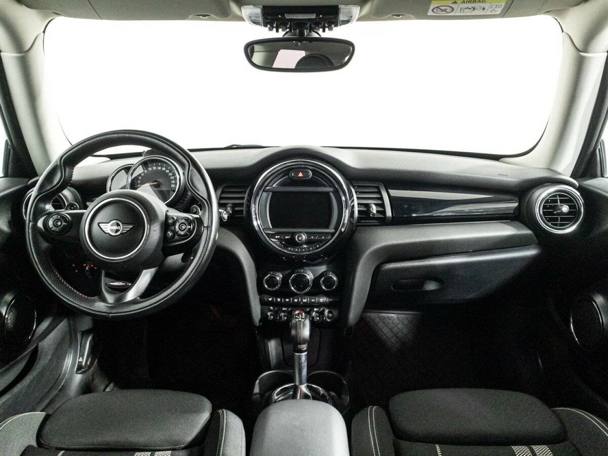 Mini Hatch с пробегом — 2014 год. Фото: #12