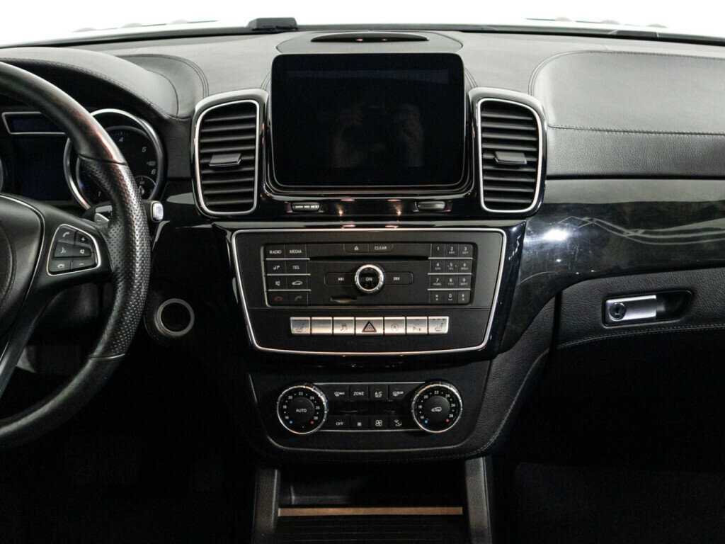 Mercedes-Benz GLS с пробегом — 2016 год. Фото: #11