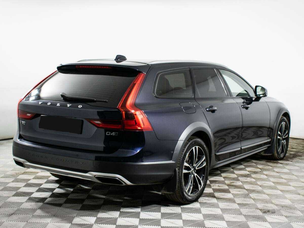 Volvo V90 Cross Country с пробегом — 2018 год. Фото: #4