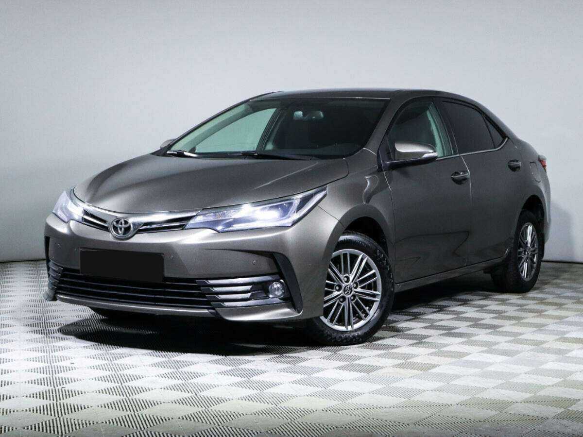 Toyota Corolla с пробегом — 2018 год. Посмотреть фото