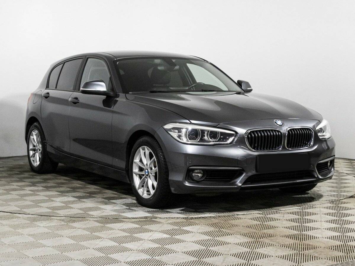 BMW 1 серии с пробегом — 2017 год. Фото: #2