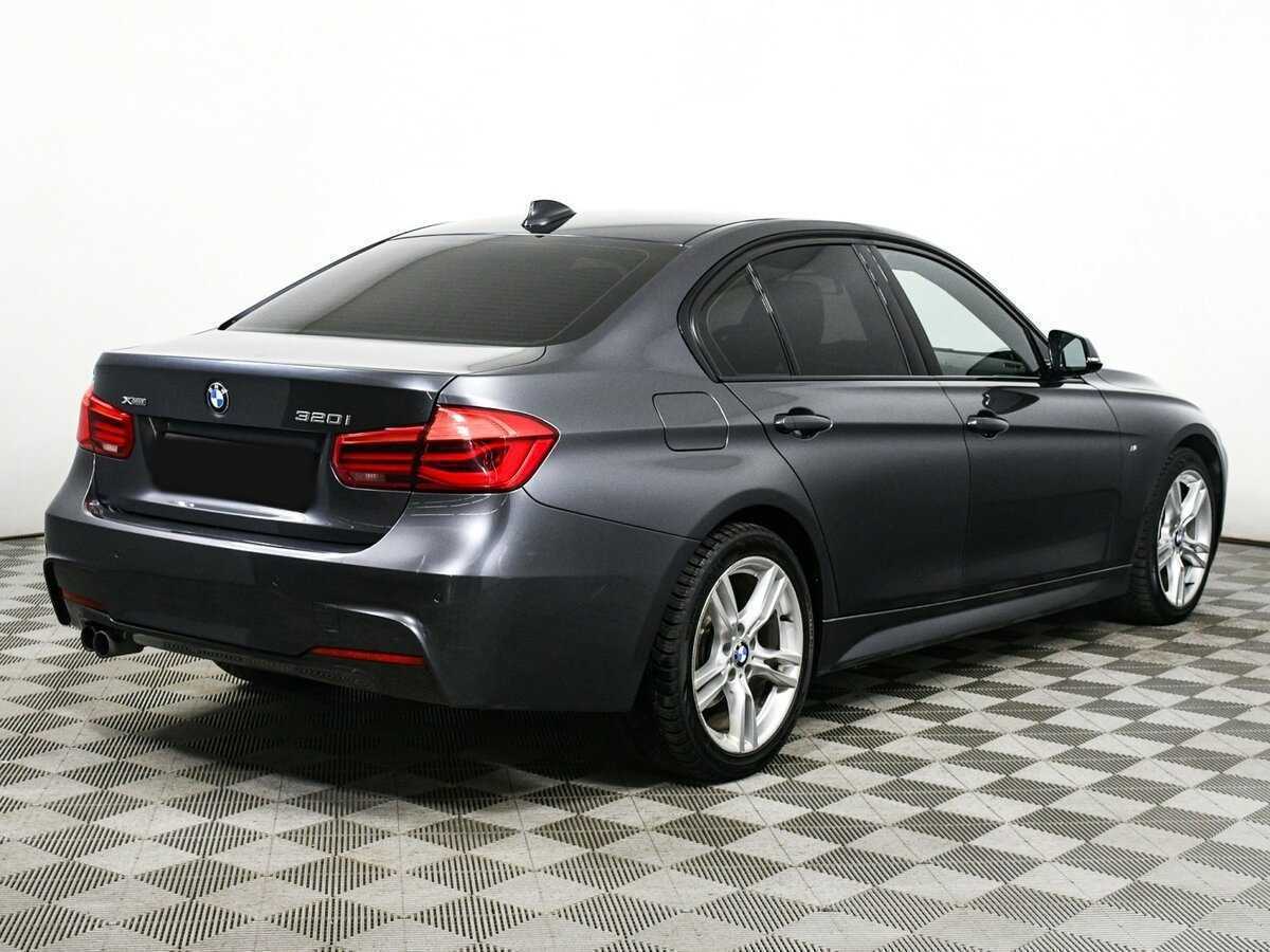BMW 3 серии с пробегом — 2015 год. Фото: #4