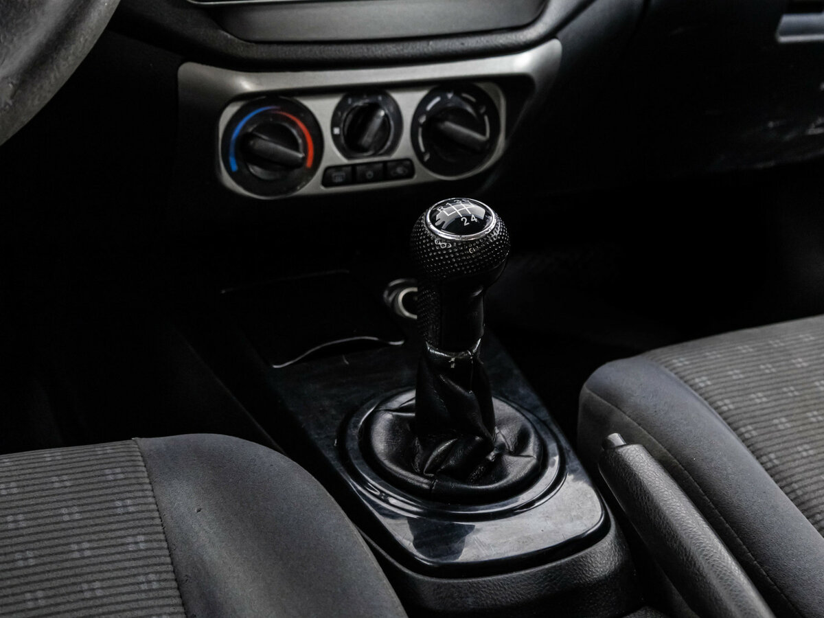 Mitsubishi Lancer с пробегом — 2005 год. Фото: #8