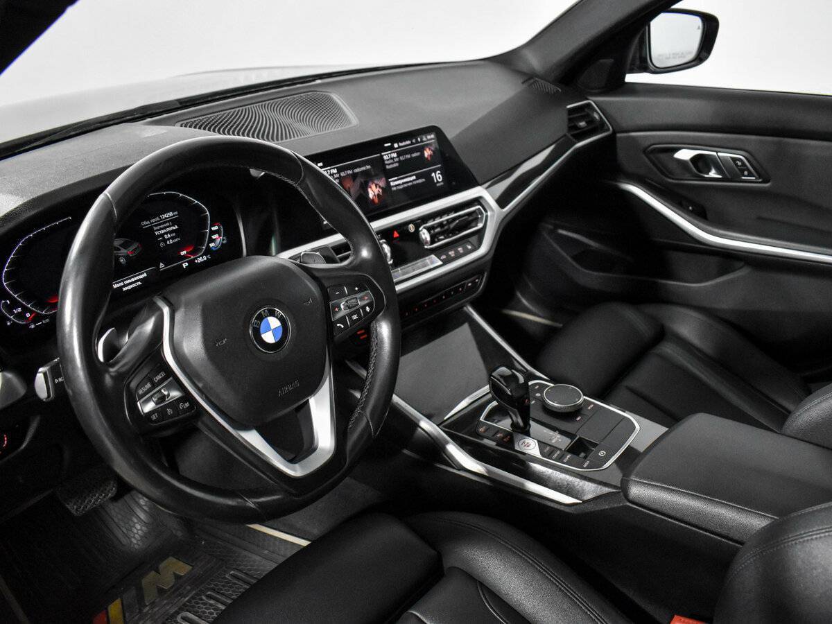 BMW 3 серии с пробегом — 2019 год. Фото: #6