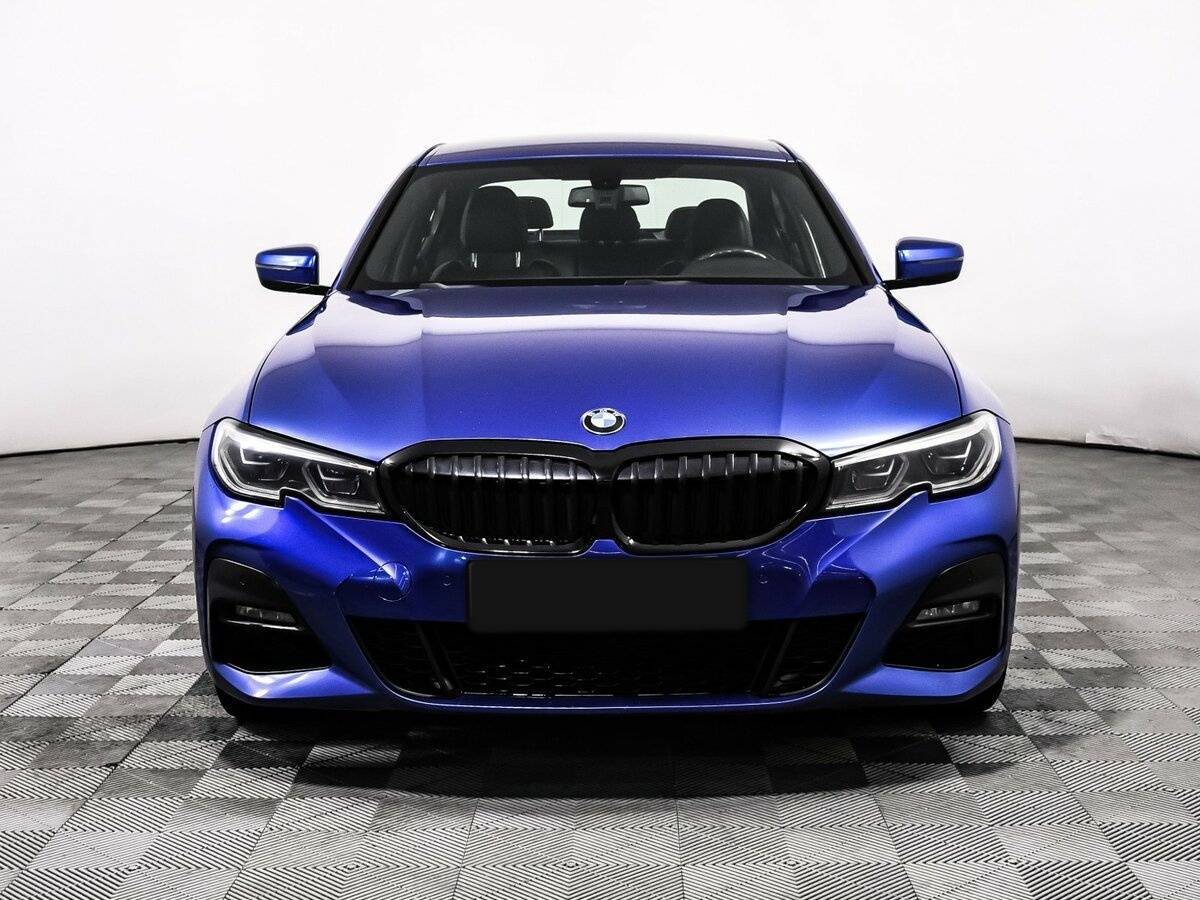 BMW 3 серии с пробегом — 2019 год. Фото: #1