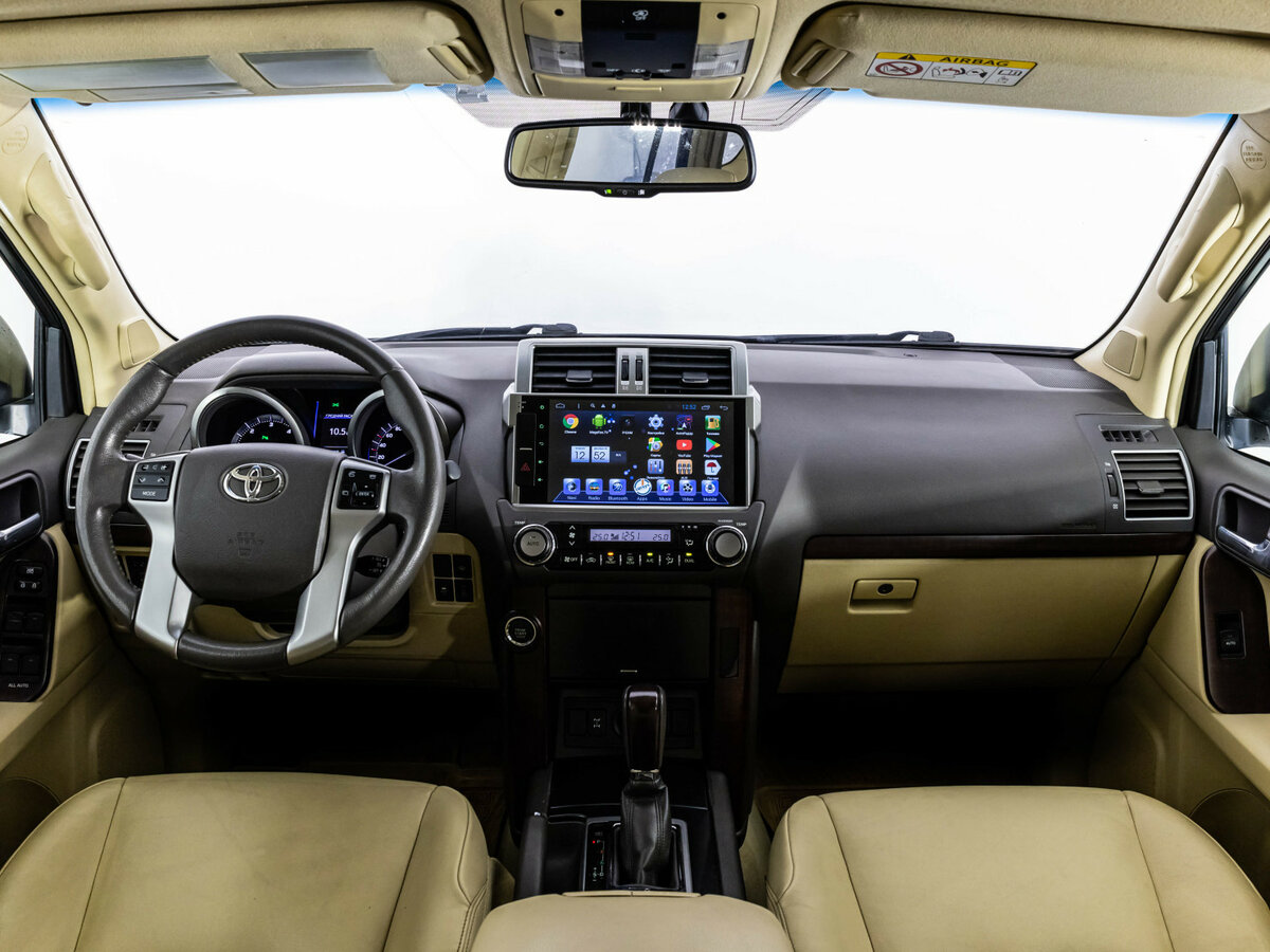 Toyota Land Cruiser Prado с пробегом — 2016 год. Фото: #8