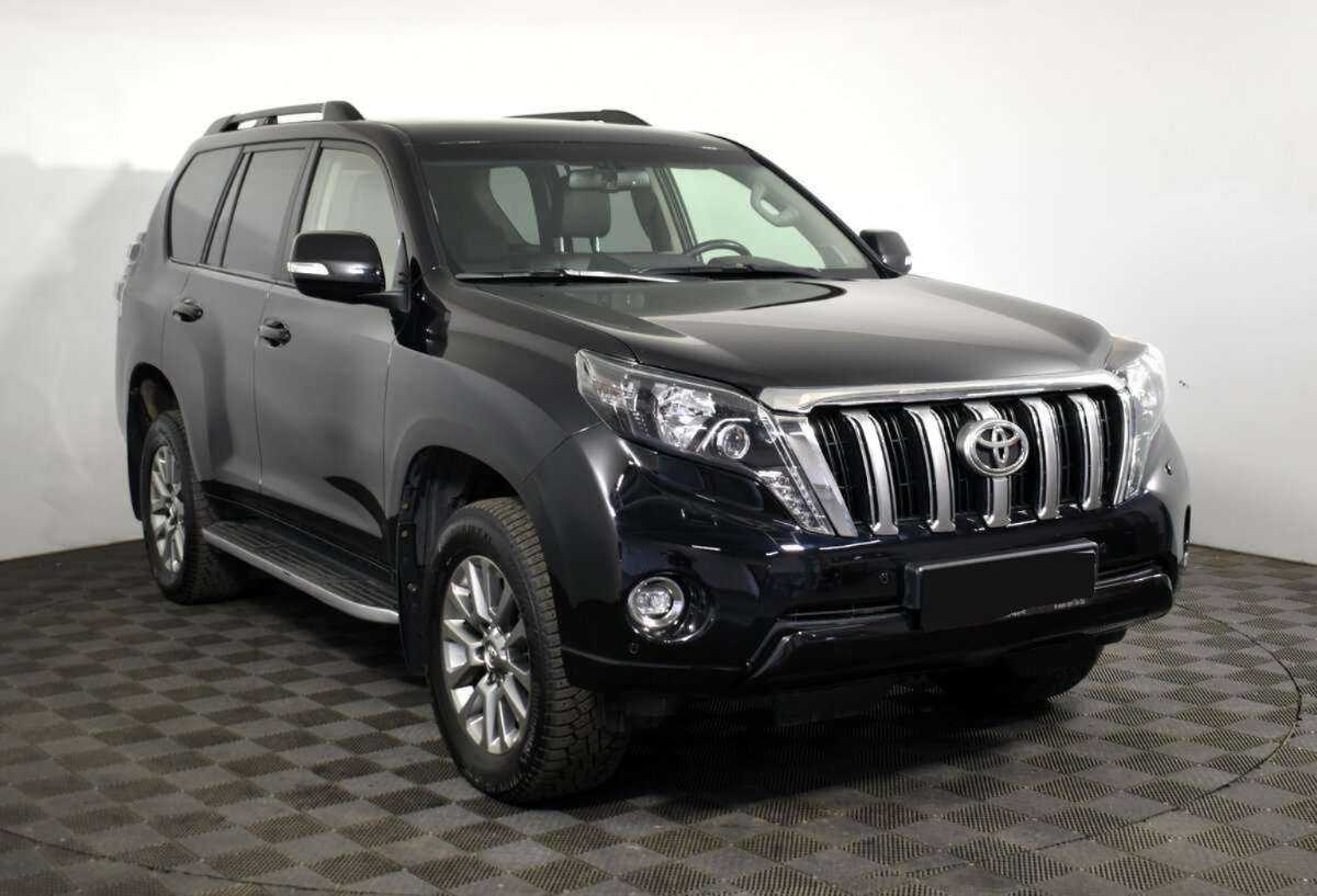 Toyota Land Cruiser Prado с пробегом — 2017 год. Фото: #2