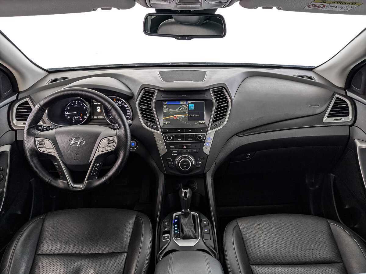 Hyundai Santa Fe с пробегом — 2017 год. Фото: #9