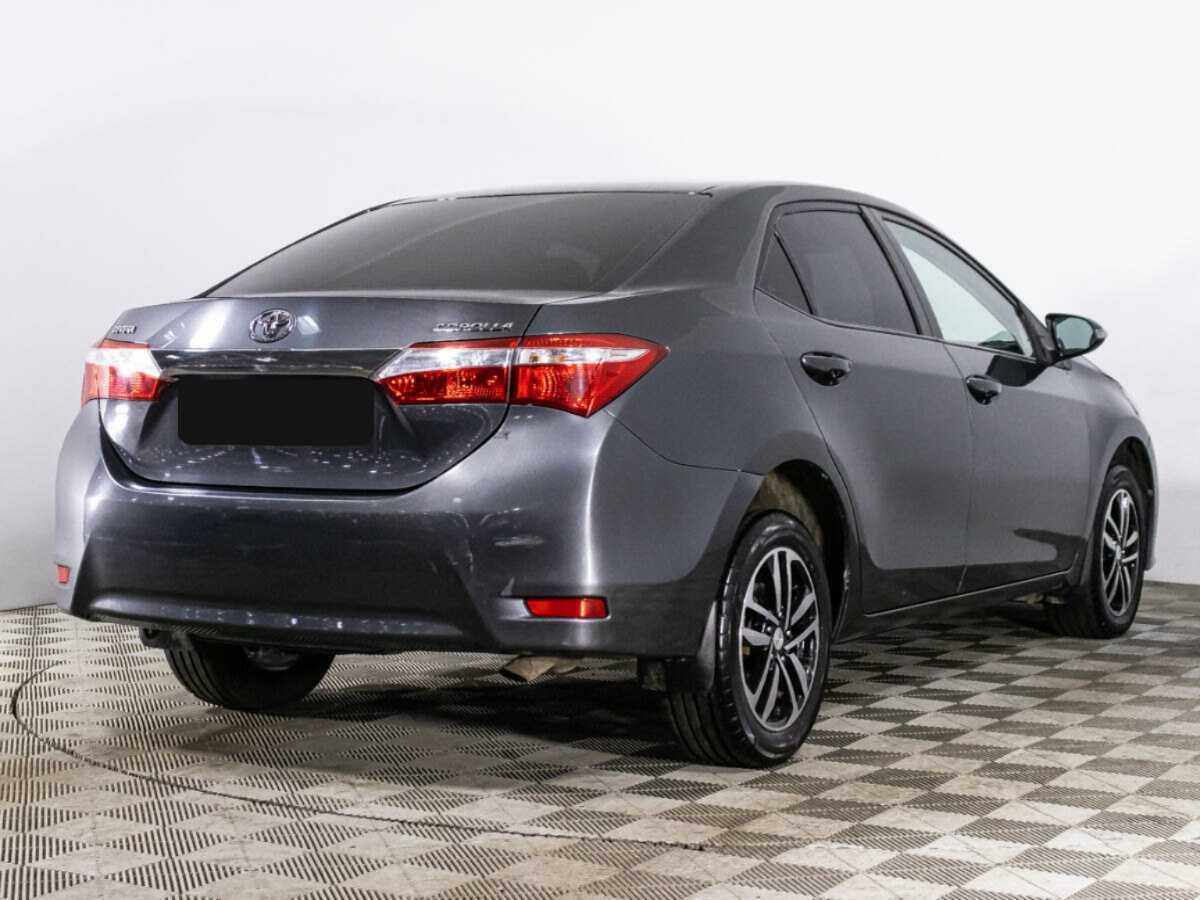 Toyota Corolla с пробегом — 2015 год. Фото: #4