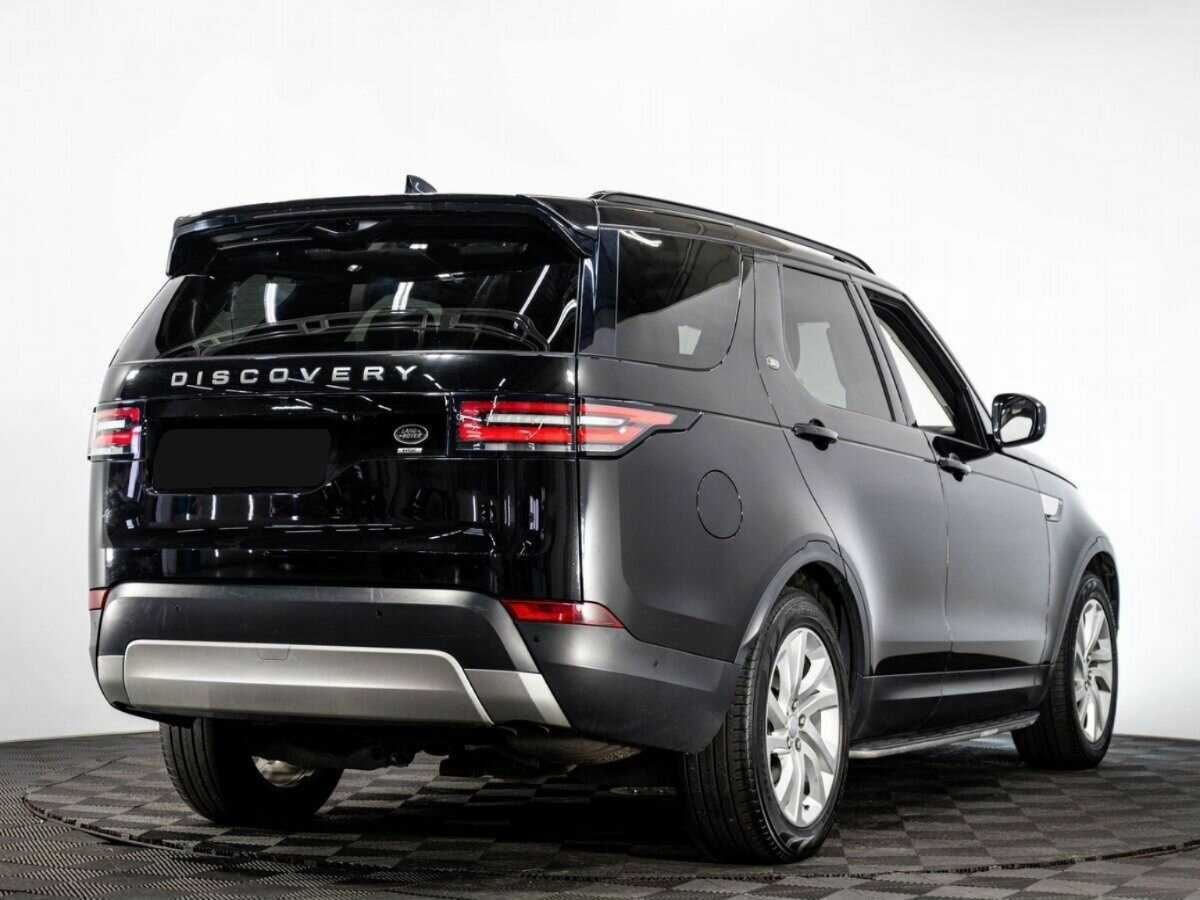 Land Rover Discovery с пробегом — 2017 год. Фото: #3
