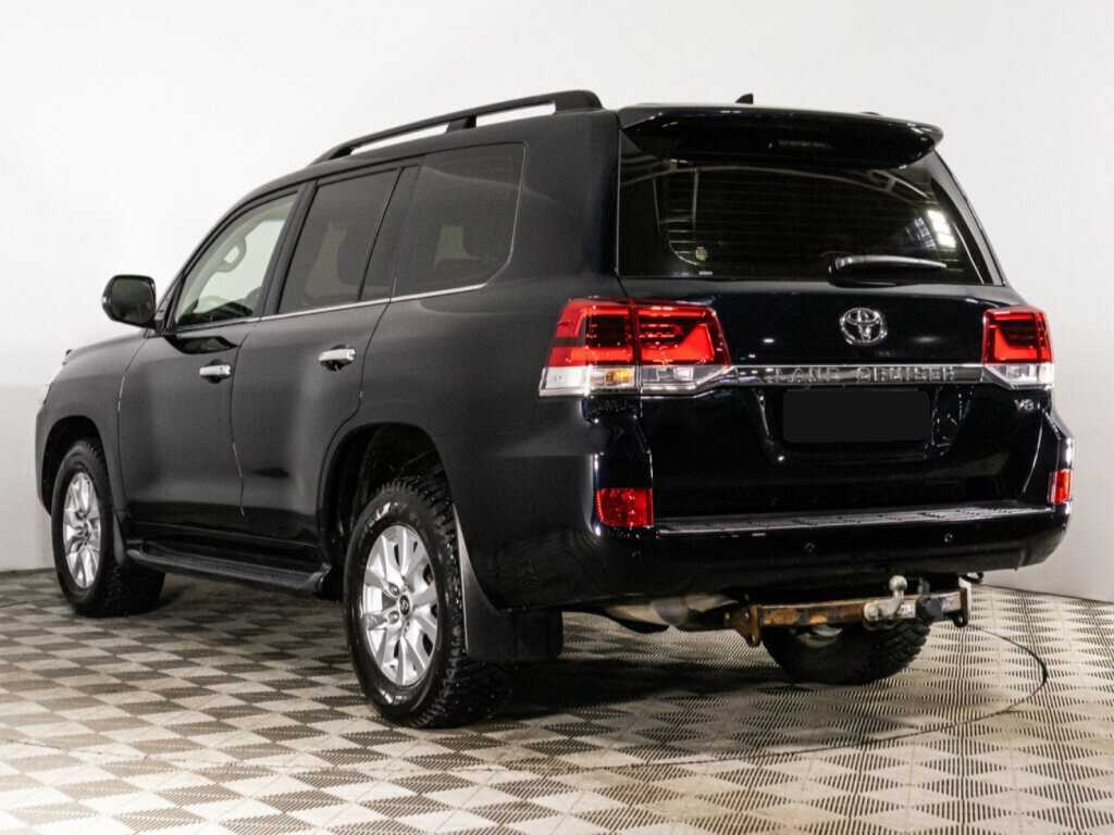 Toyota Land Cruiser с пробегом — 2016 год. Фото: #6