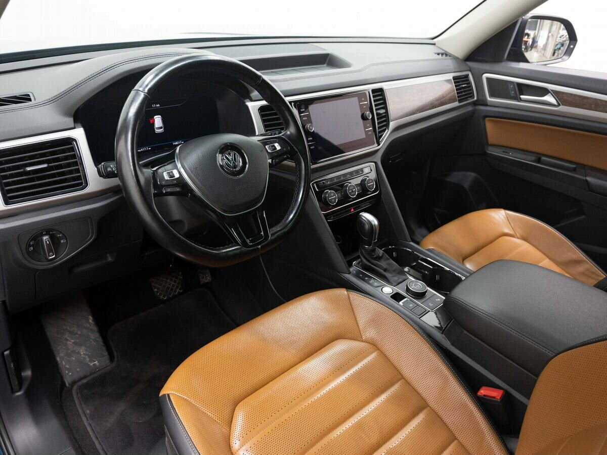 Volkswagen Teramont с пробегом — 2018 год. Фото: #8