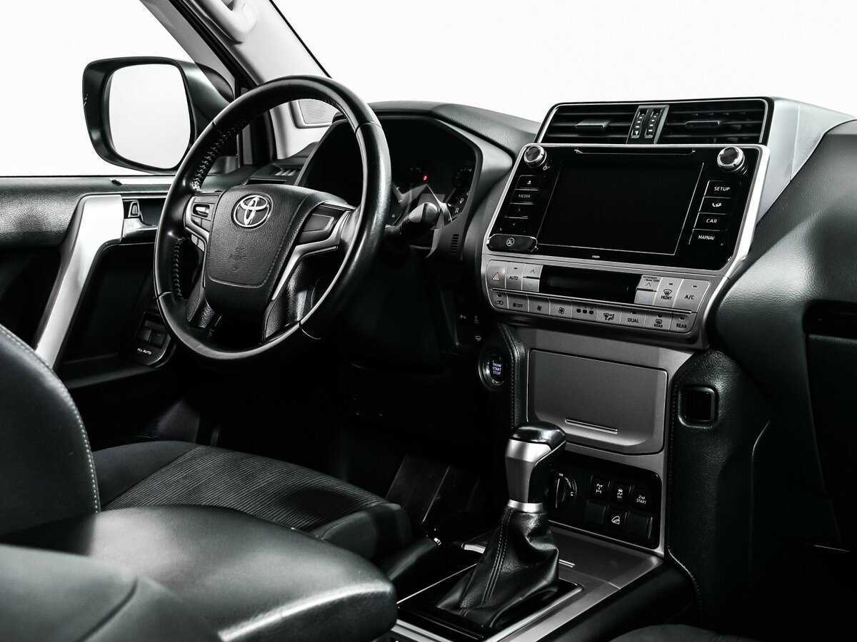 Toyota Land Cruiser Prado с пробегом — 2018 год. Фото: #8