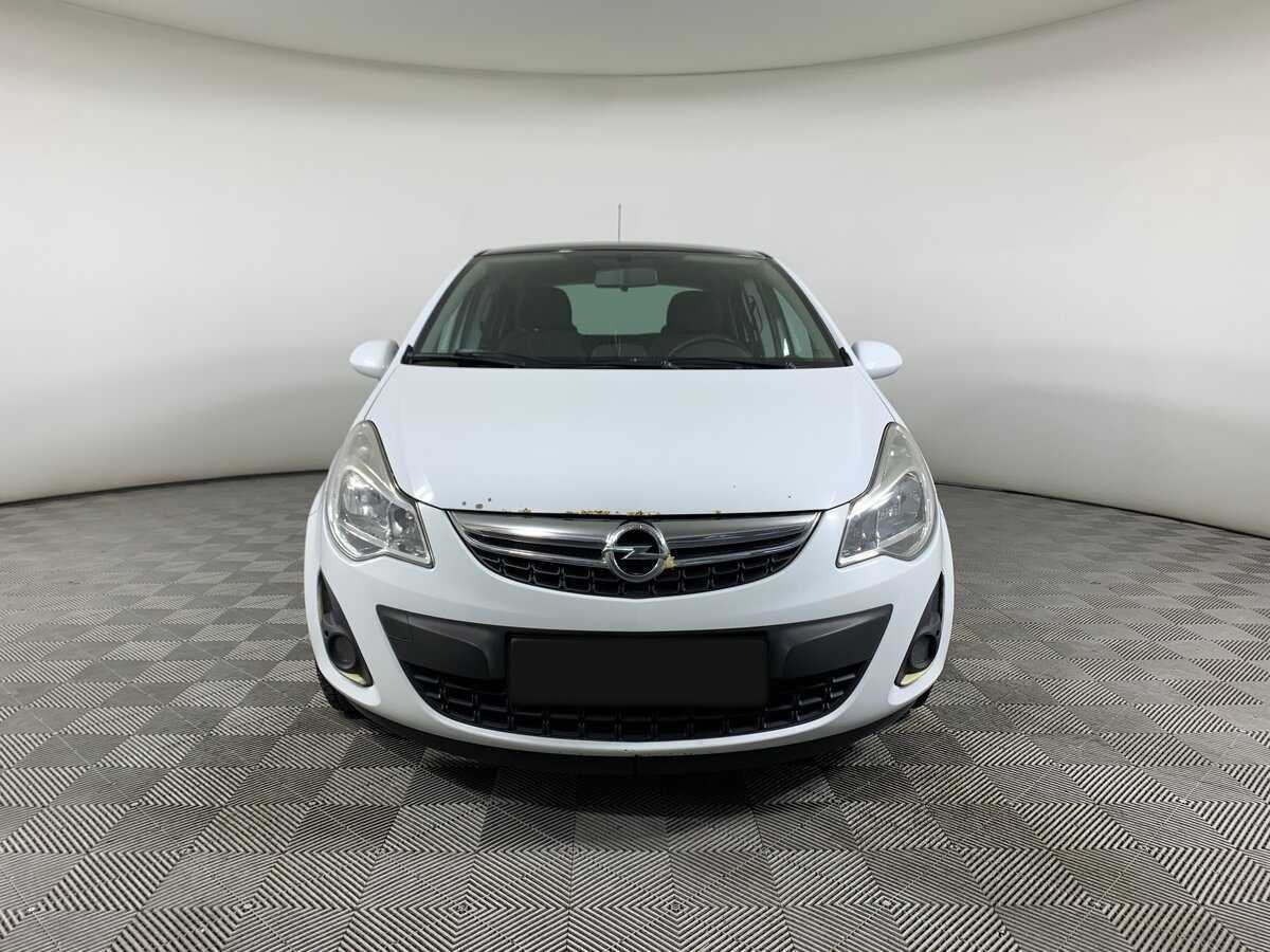 Opel Corsa с пробегом — 2011 год. Фото: #1