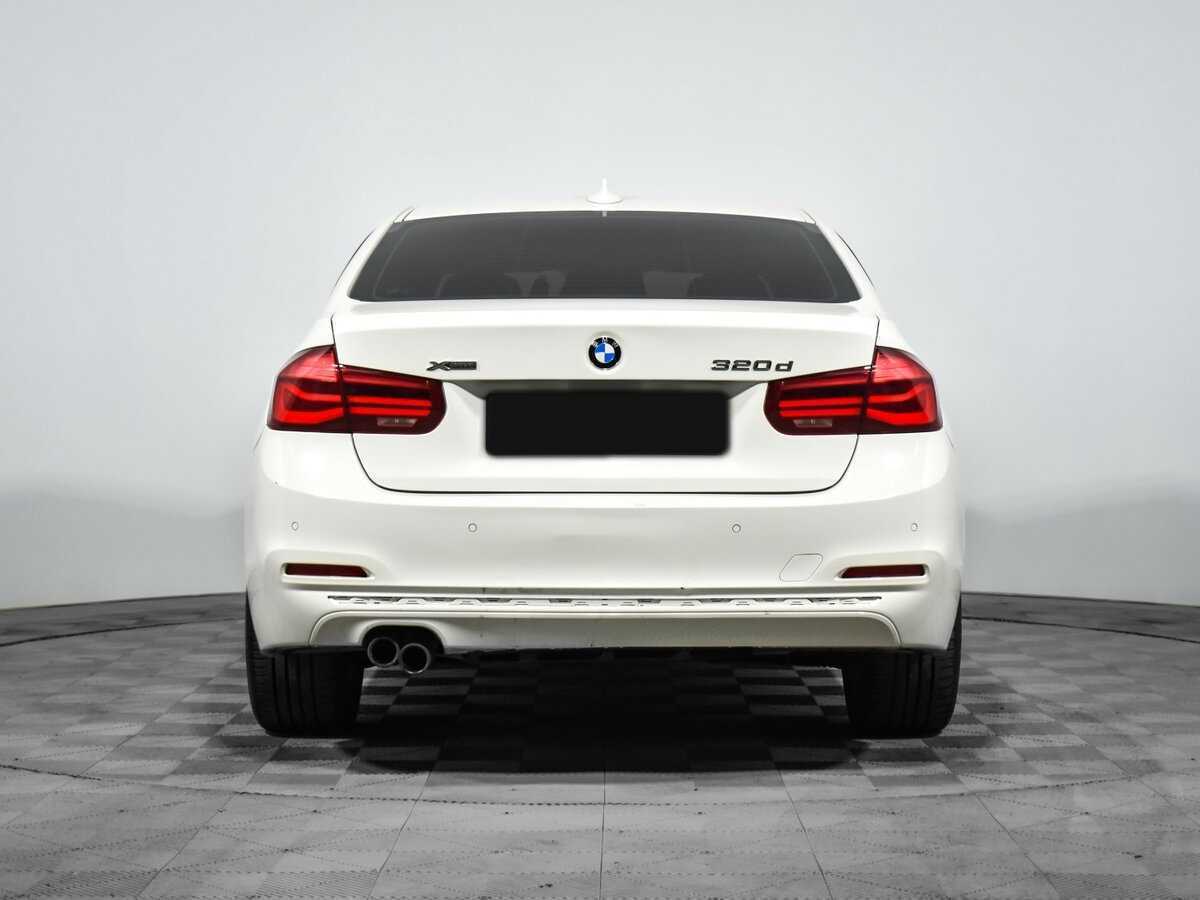 BMW 3 серии с пробегом — 2017 год. Фото: #5