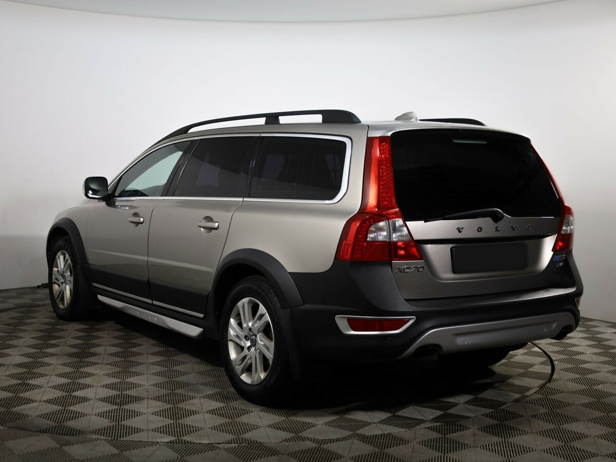 Volvo XC70 с пробегом — 2012 год. Фото: #6