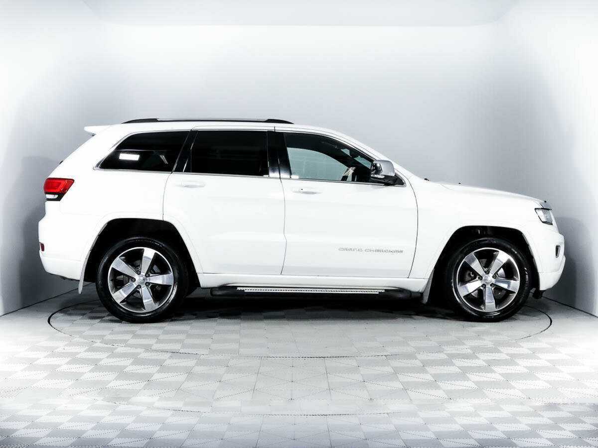Jeep Grand Cherokee с пробегом — 2014 год. Фото: #3