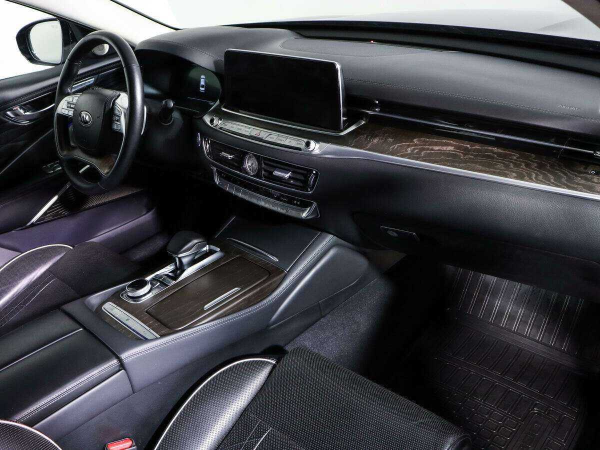 Kia K900 с пробегом — 2019 год. Фото: #9