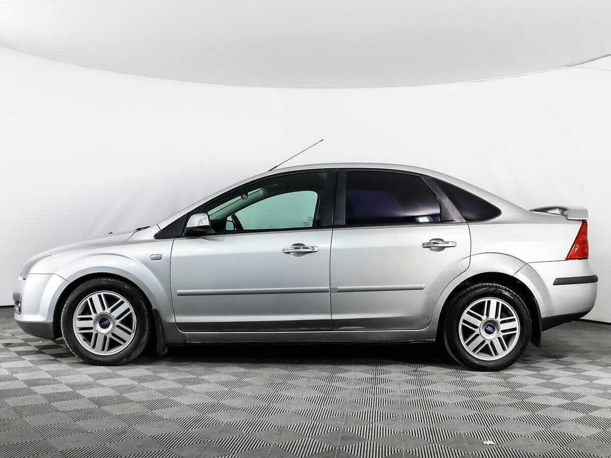 Ford Focus с пробегом — 2006 год. Фото: #7