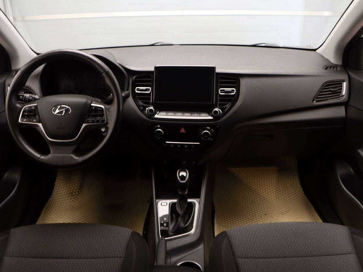 Hyundai Solaris с пробегом — 2020 год. Фото: #7