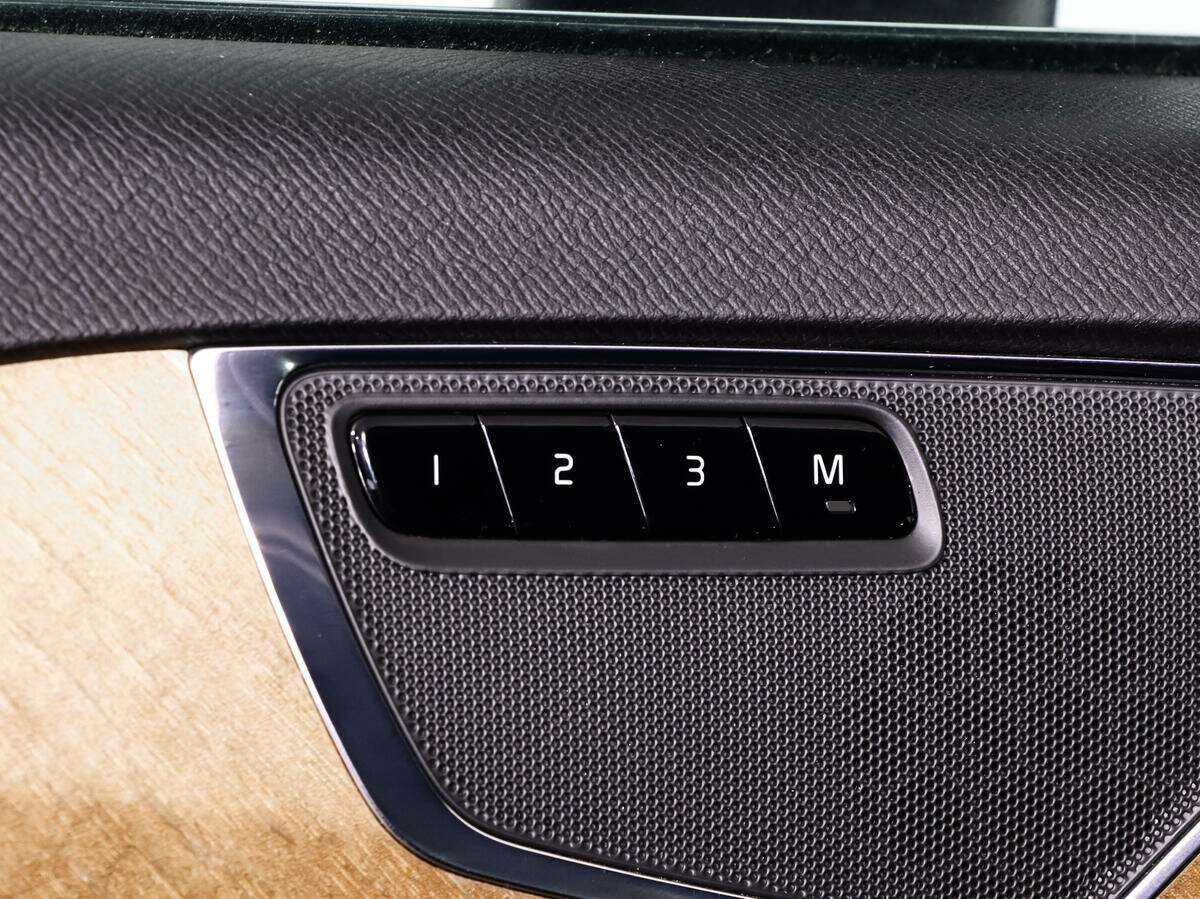 Volvo XC90 с пробегом — 2017 год. Фото: #17